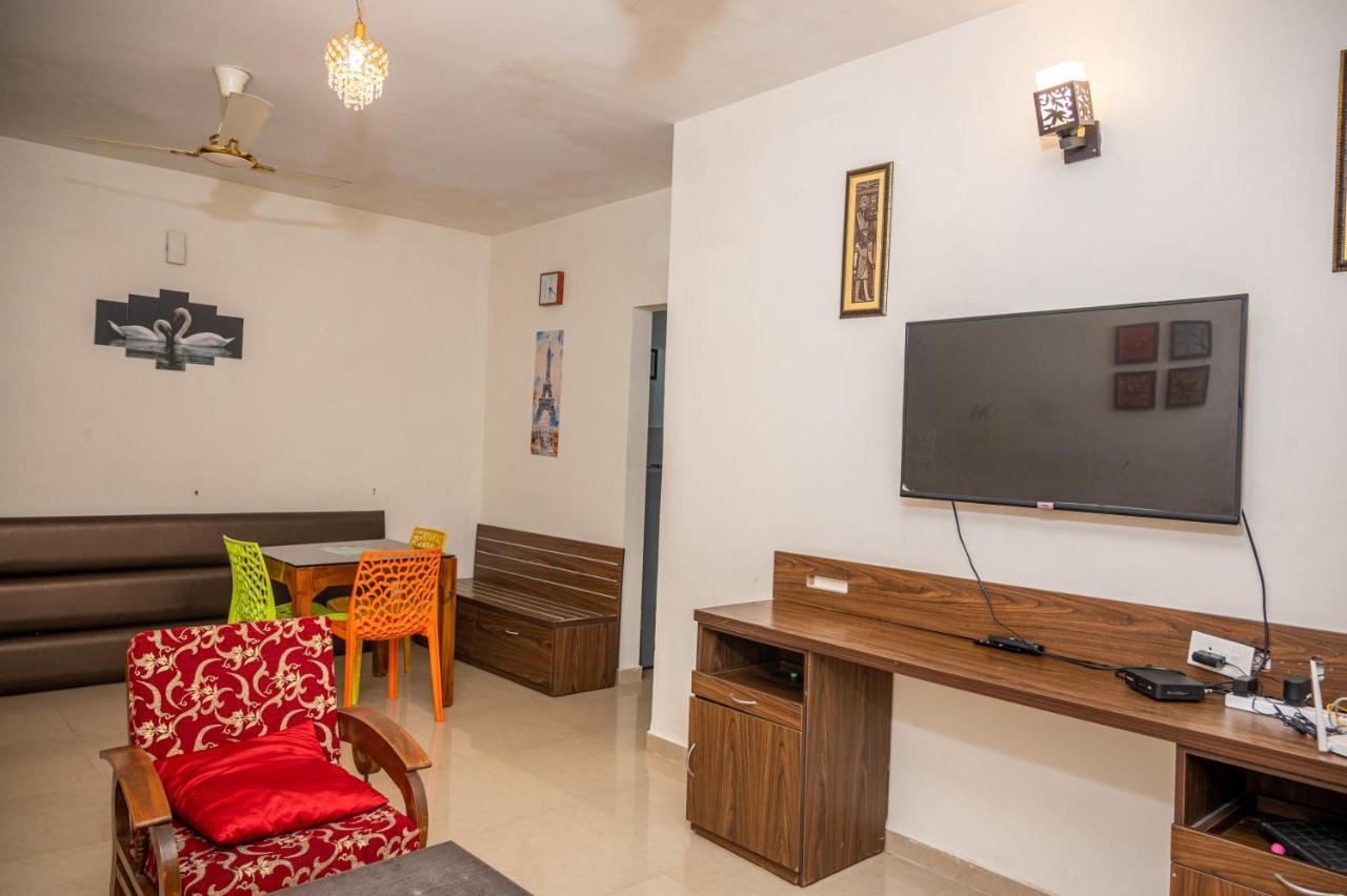 Ronnie'S Studio Apartment Arpora Εξωτερικό φωτογραφία