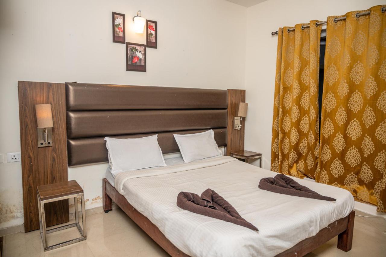 Ronnie'S Studio Apartment Arpora Εξωτερικό φωτογραφία